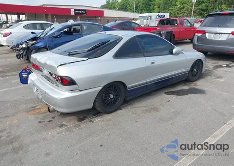 2000 Acura Integra Gs z USA, uszkodzony, nr VIN JH4DC4465YS012013